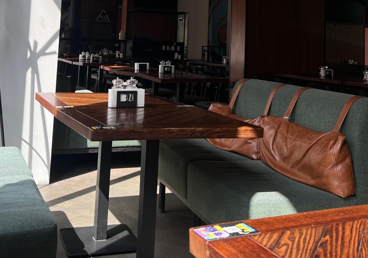 בוקובל Baza Smart Hotel מראה חיצוני תמונה